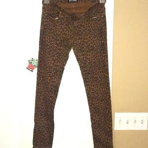 Cheetah print stretchy jeans